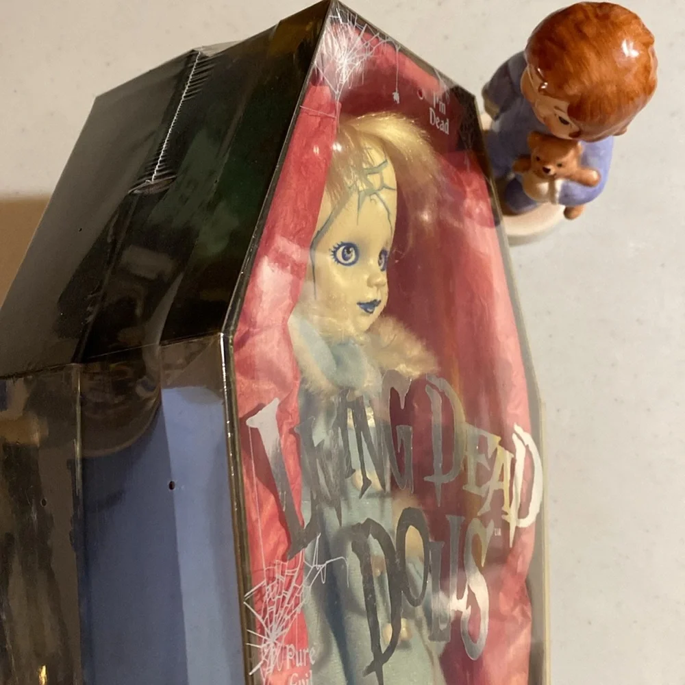 Living Dead Dolls Frozen Charlotte